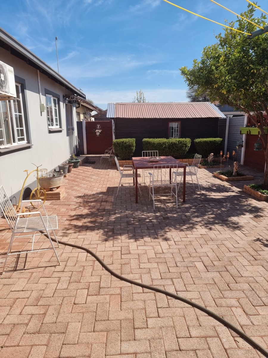 3 Bedroom Property for Sale in Kathu Northern Cape